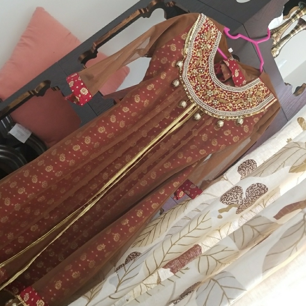 Girls pakistani sz 32 shalwar kameez